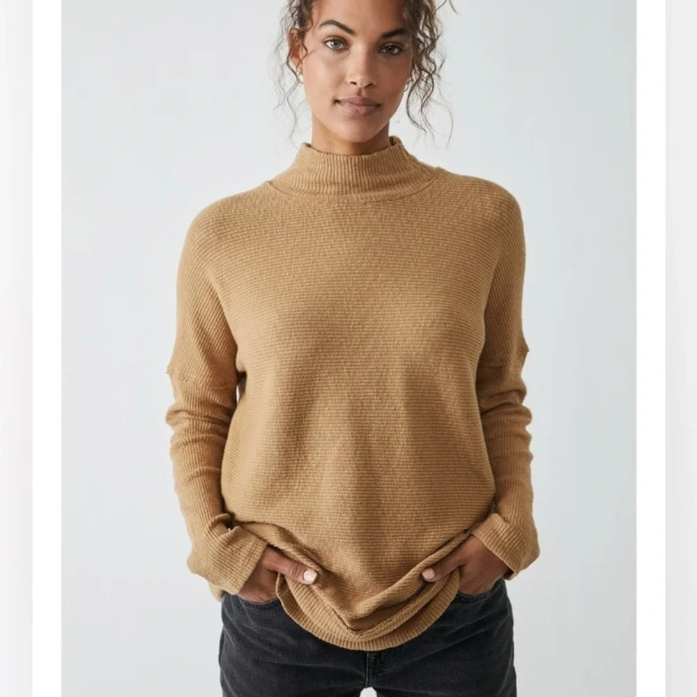 Free People We the Free Casey Rib Tunic‎ Sweater L